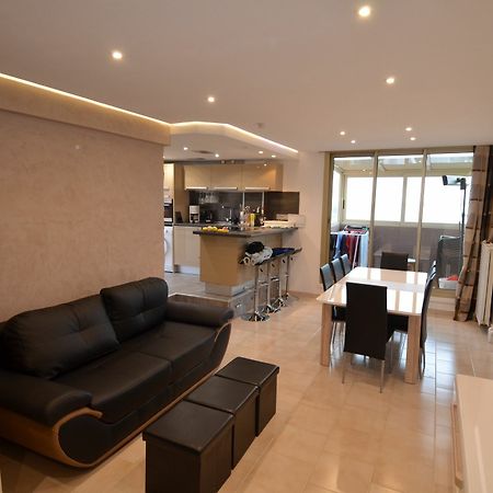 Appartement Rooftop 8 Personnes Grande Terrasse Avec Parking Quartier Aeroport Nice Eksteriør billede