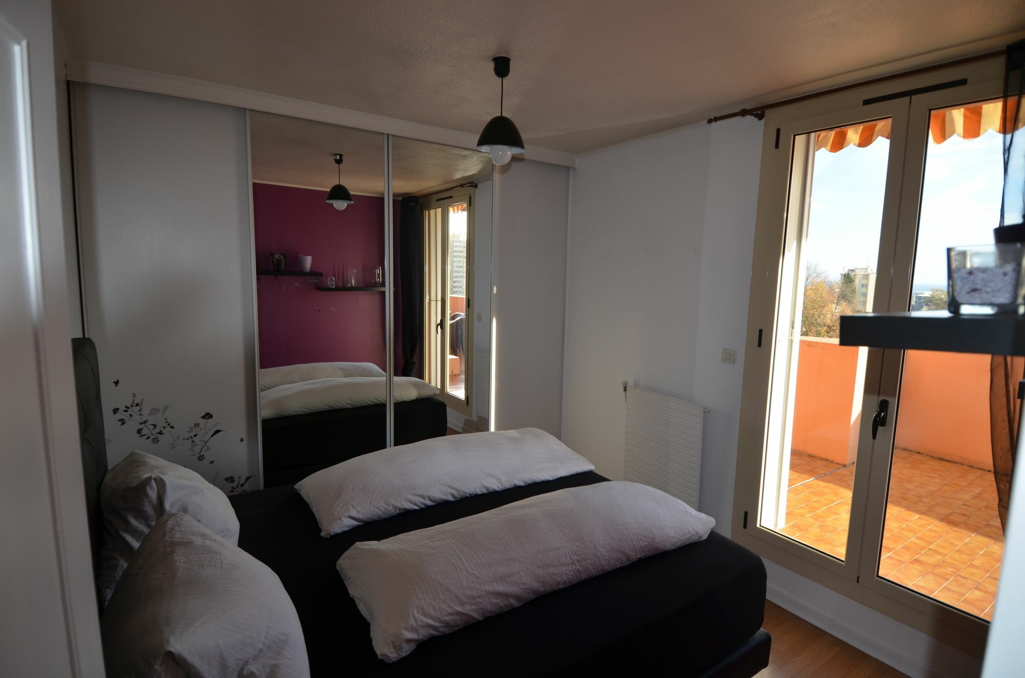 Appartement Rooftop 8 Personnes Grande Terrasse Avec Parking Quartier Aeroport Nice Eksteriør billede
